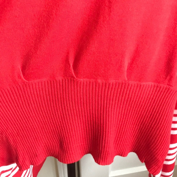 sweater - Picture 5 of 8